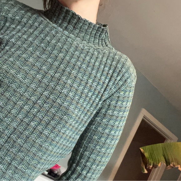 Vintage Sweater - Picture 11 of 15